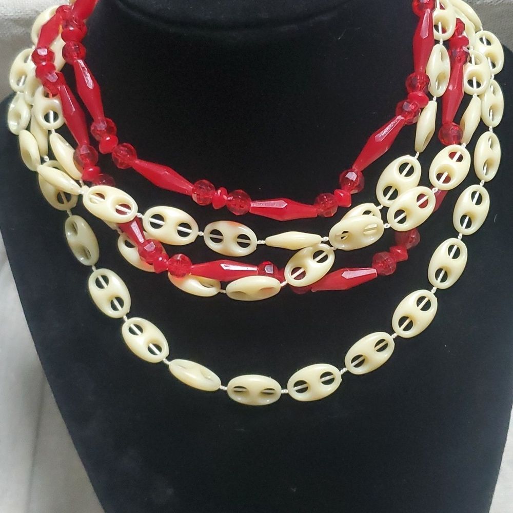 Vintage Set Art Deco Celluloid Flapper Necklace Set